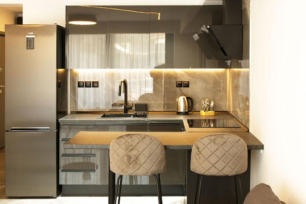 P J Luxury Suites Серрес Екстер'єр фото